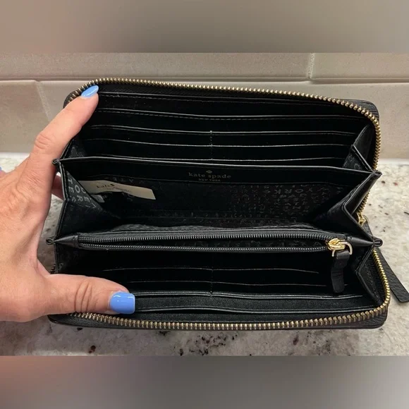 Kate Spade Neda Bridge Place Black Leather Wallet - Picture 3 of 6